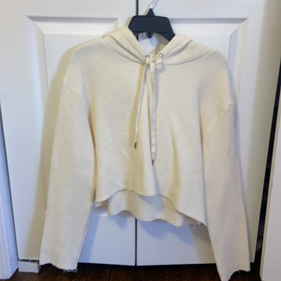 NWT ASTR The Label Hold Me Hoodie and Shorts Set - Picture 5 of 12